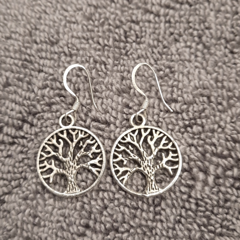 Family tree silver earrings